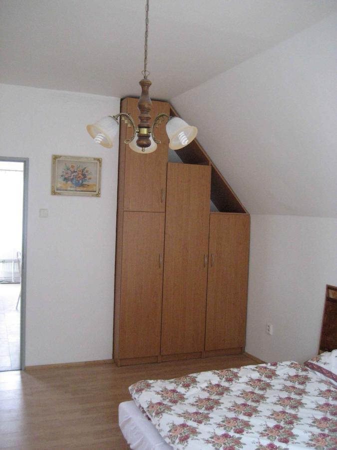 Holiday Home In Krivoklat 1156 Eksteriør bilde